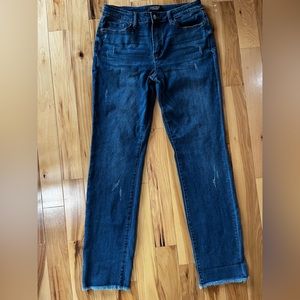 Judy Blue Galesburg Distressed Raw Hem Jean Size 11/30 EUC